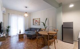 Elegant Suite - Pagrati Athens
